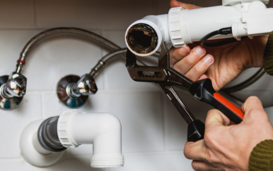 The main types of plumbing work in Niagara: why should you contact handymen?